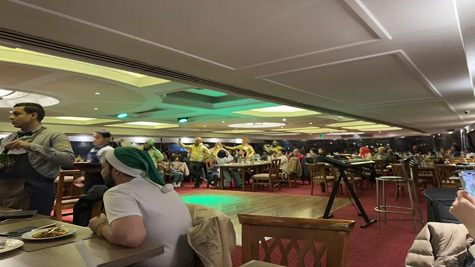 El Cairo de Noche + Cena con Espectáculo Folclórico